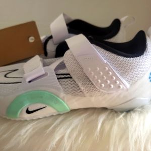 NEW:  NIKE women's SupetRep Cycle 2 Next Nature Sneakers